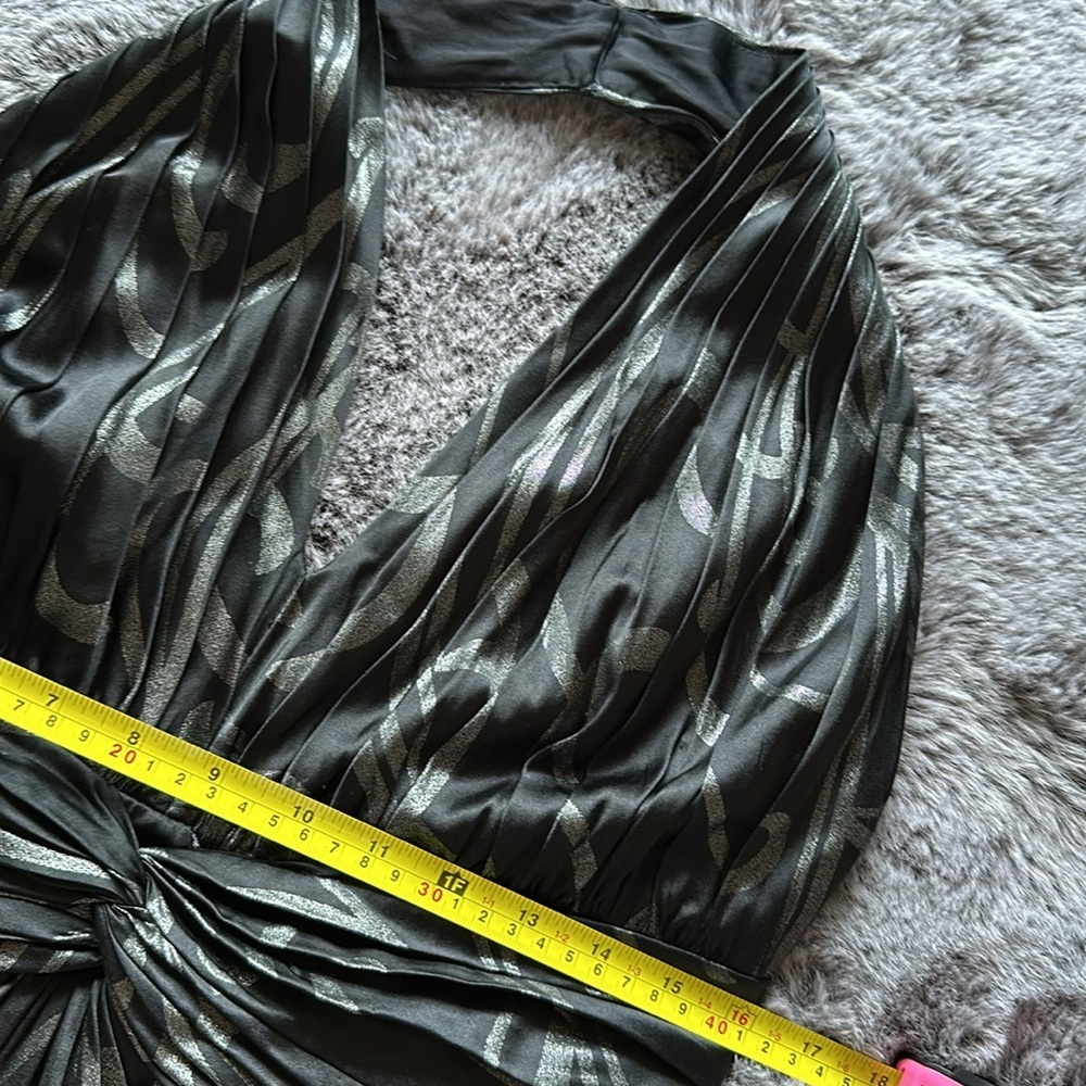 Tadashi Collection black metallic Grey Silk blend halter maxi lined gown size 14 - Picture 10 of 12